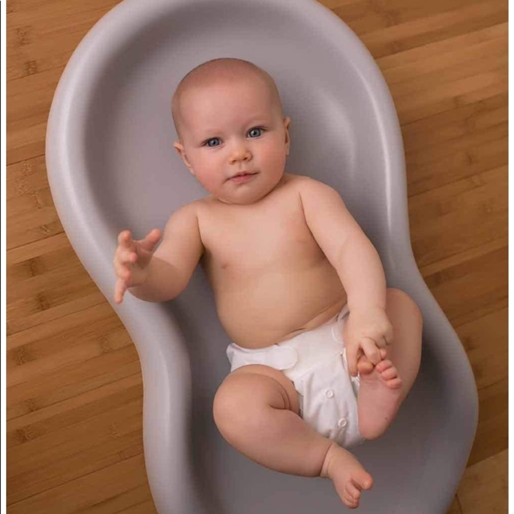 Keekaroo Peanut Changer